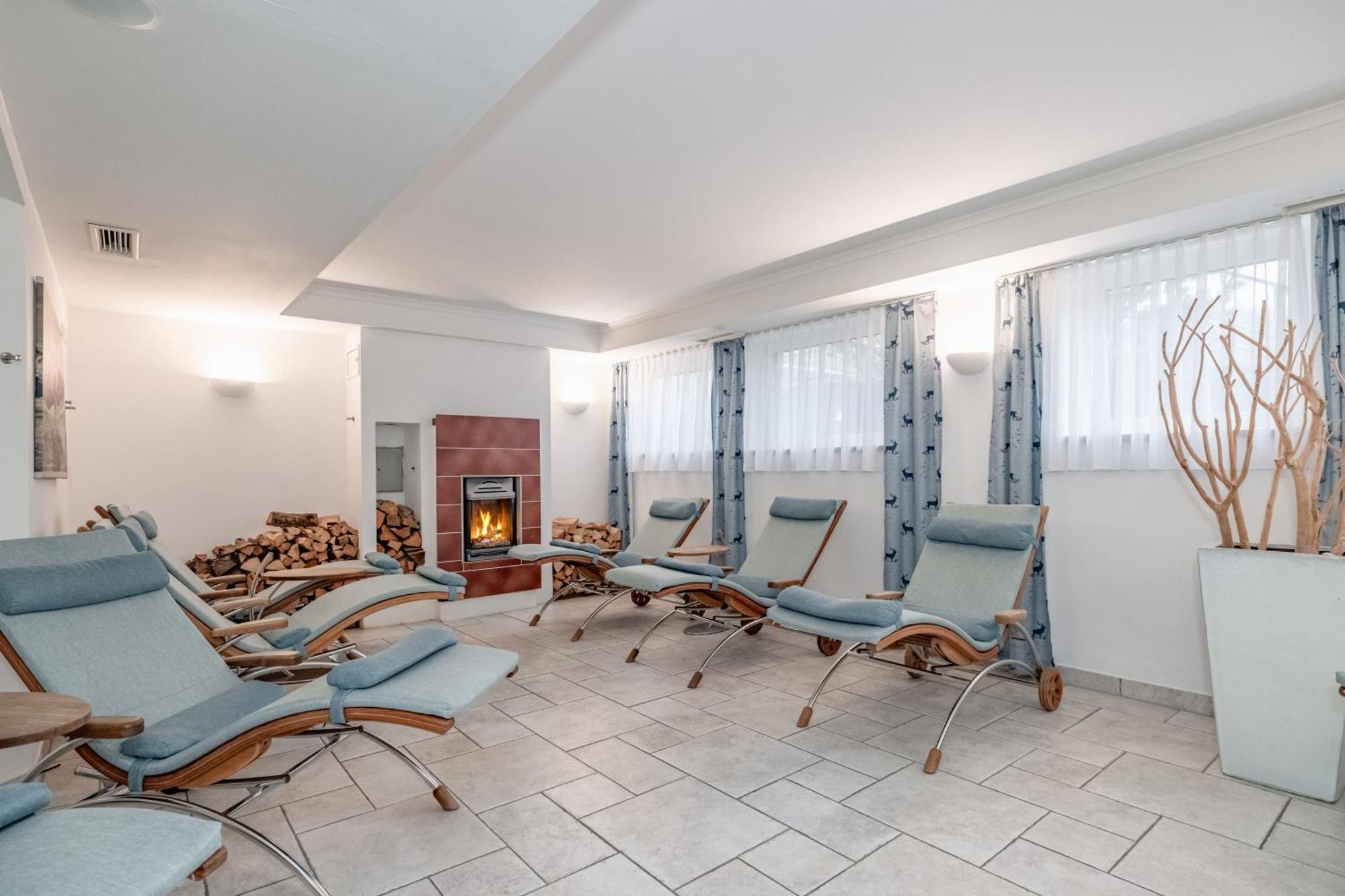Alpen Adria Hotel & Spa 프레제거제 외부 사진